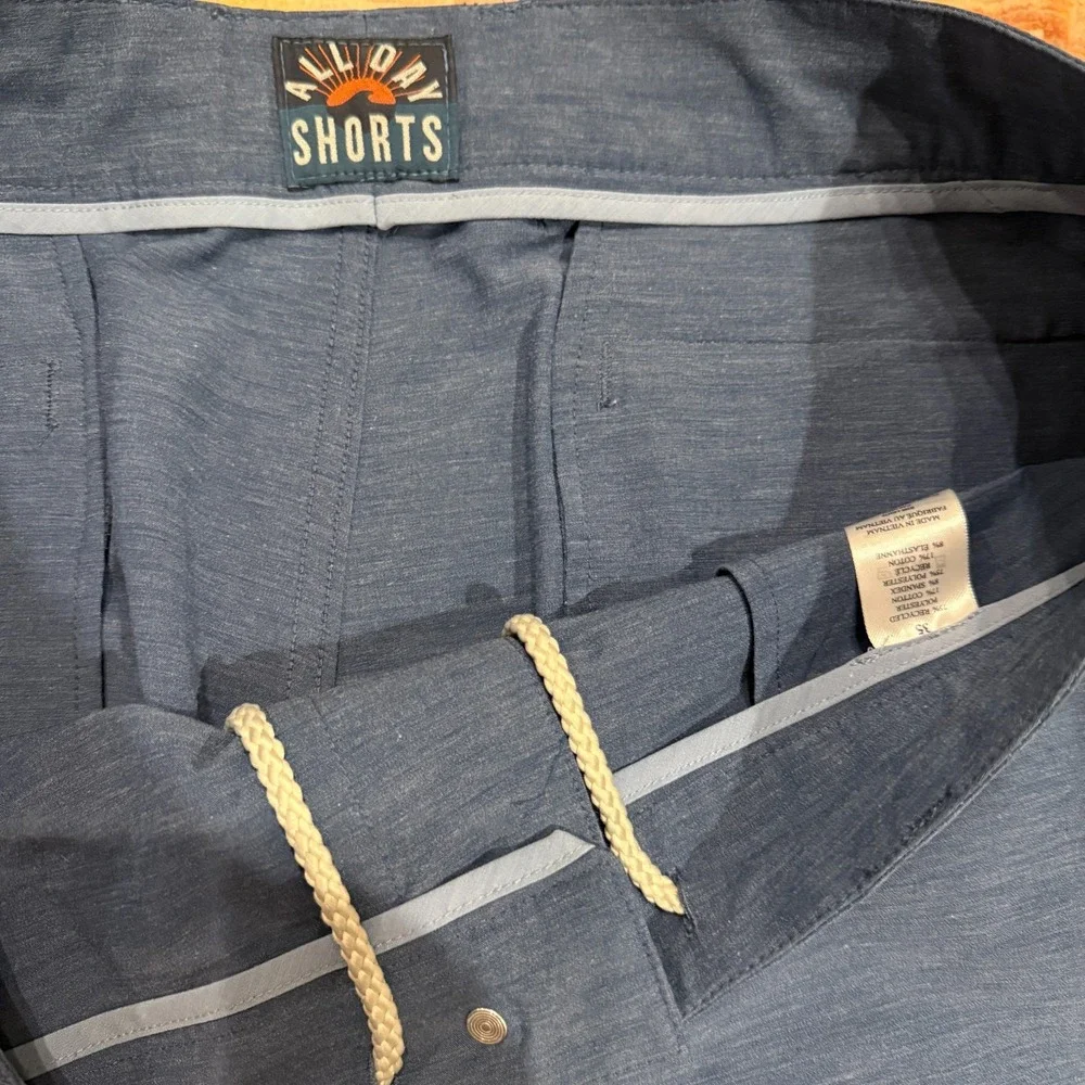 Faherty Mens All Day Shorts Blue Flat Front Comfort Four Way Stretch Size 35
